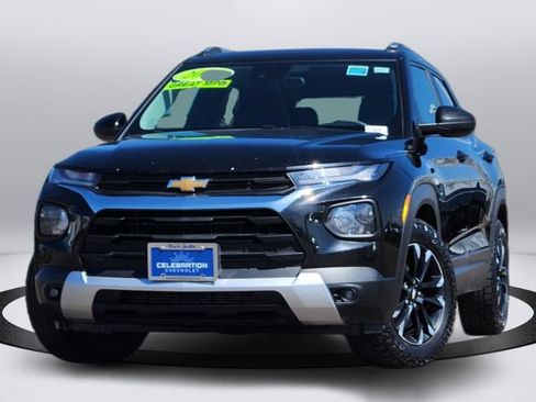 Used 2023 Chevrolet TrailBlazer LT FWD image 1