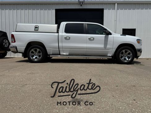 Used 2019 RAM 1500 Big Horn AWD/4WD image 1