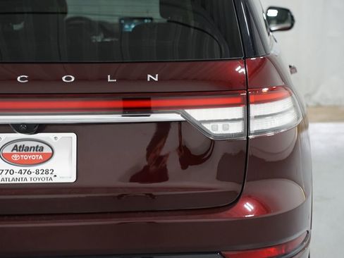 Used 2022 Lincoln Aviator Grand Touring w/ Equipment Group 301A image 11