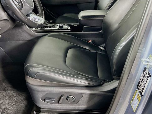 Used 2023 Kia Sportage EX image 20