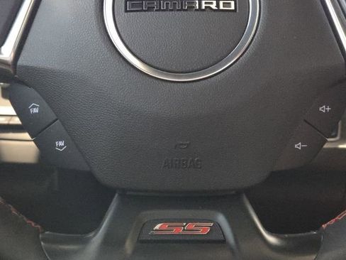 Used 2022 Chevrolet Camaro SS image 33