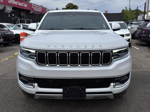 Used 2022 Jeep Wagoneer Series II image 2