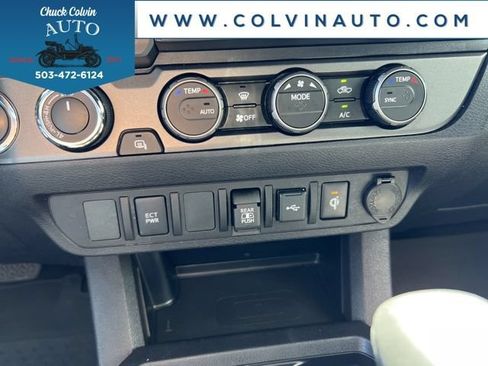 Used 2022 Toyota Tacoma TRD Sport w/ Black Out Package (TMS) AWD/4WD image 22