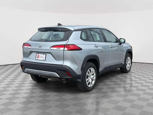 Used 2024 Toyota Corolla Cross L image 7