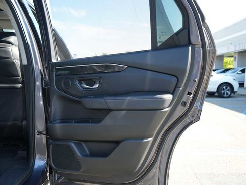 Used 2023 Honda Pilot Elite image 34