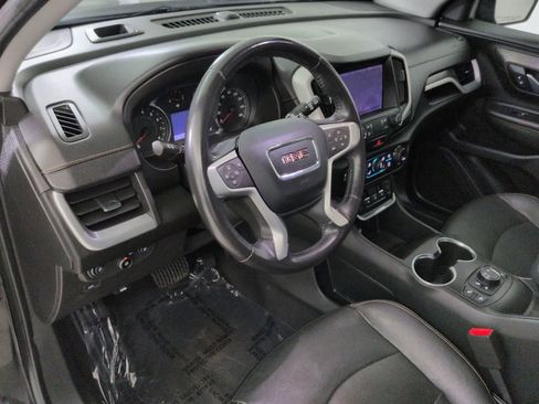 Used 2020 GMC Terrain SLT image 2