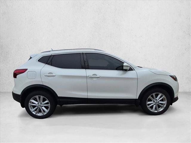 Used 2017 Nissan Rogue Sport SV w/ SV Premium Package AWD/4WD image 4