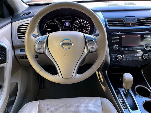 Used 2014 Nissan Altima 2.5 SL image 5