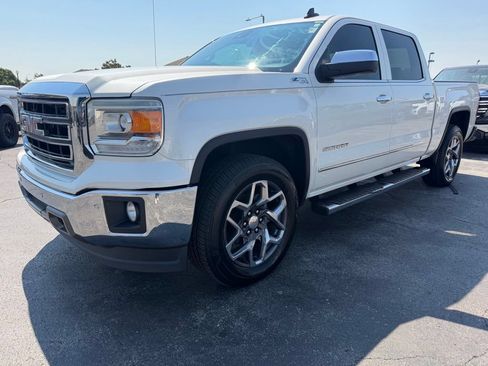 Used 2015 GMC Sierra 1500 SLT w/ SLT Crew Cab Value Package AWD/4WD image 9