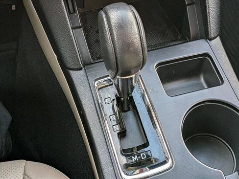 Used 2019 Subaru Outback 3.6R Limited w/ Popular Package #2 image 12