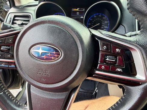 Used 2019 Subaru Outback 2.5i Limited AWD/4WD image 38