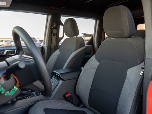 Used 2023 Ford Bronco 4-Door AWD/4WD image 14