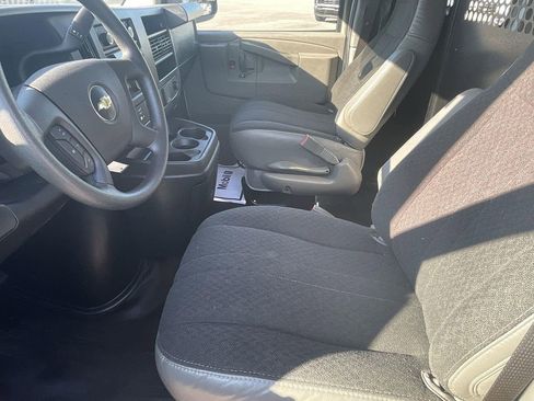 Used 2023 Chevrolet Express 2500 w/ Driver Convenience Package image 17