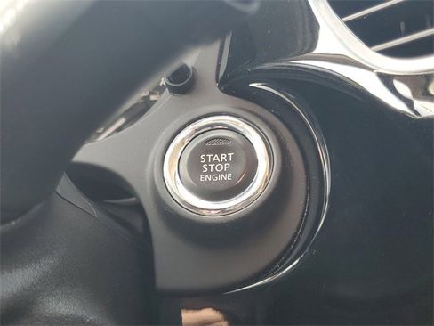 Used 2019 Mitsubishi Outlander SE image 27