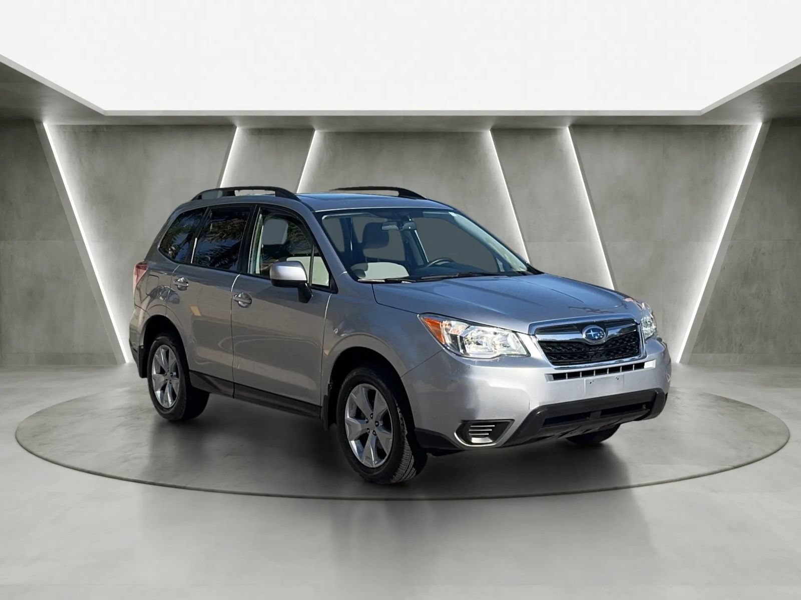 Used 2015 Subaru Forester 2.5i Premium w/ All-Weather Package AWD/4WD image 2