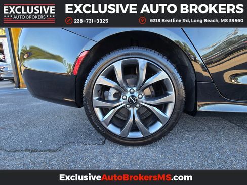 Used 2015 Chrysler 200 S w/ Comfort Group image 46