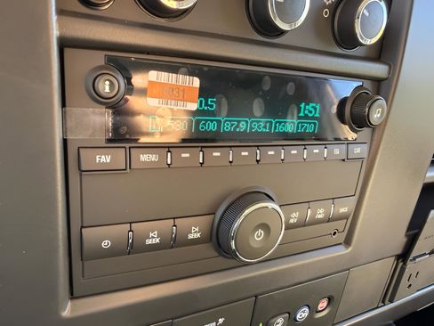 New 2025 Chevrolet Express 2500 image 10