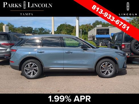 Certified 2023 Lincoln Corsair FWD w/ Equipment Group 101A image 3