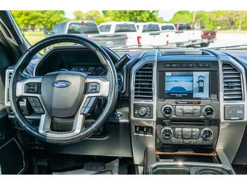 Used 2017 Ford F250 Platinum w/ Platinum Ultimate Package image 33