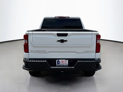Used 2024 Chevrolet Silverado 1500 Custom Trail Boss w/ Turbomax Blackout Package AWD/4WD image 6