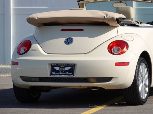 Used 2008 Volkswagen Beetle SE FWD image 30
