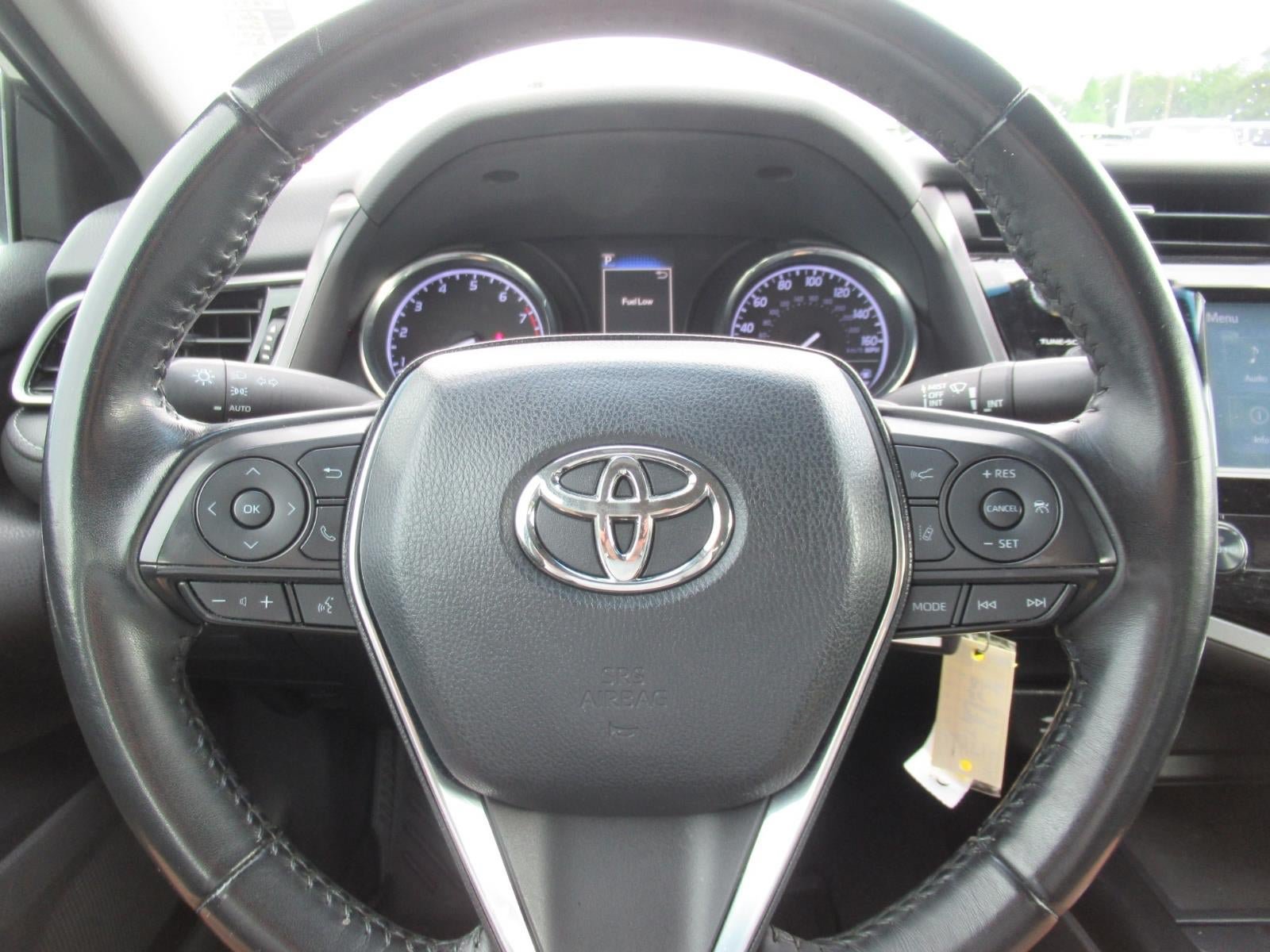 Used 2019 Toyota Camry SE FWD image 23