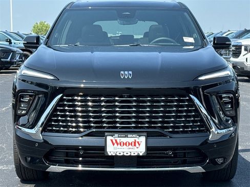 New 2026 Buick Enclave Avenir w/ Super Cruise Package image 3