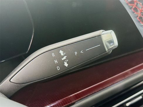 Used 2024 Chevrolet Traverse RS image 10