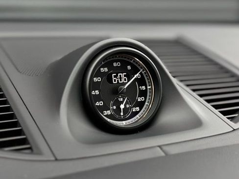 New 2026 Porsche Macan Turbo image 26