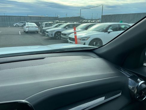 Used 2025 Chevrolet Equinox LT image 34