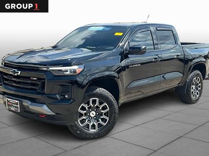 Used 2024 Chevrolet Colorado Z71 w/ Z71 Convenience Package 2