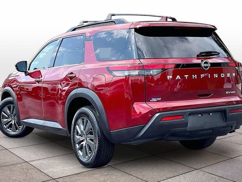 Used 2023 Nissan Pathfinder SV AWD/4WD image 11