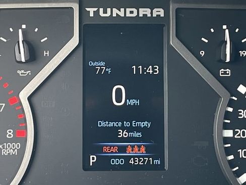 Used 2023 Toyota Tundra Limited w/ Power Package AWD/4WD image 13
