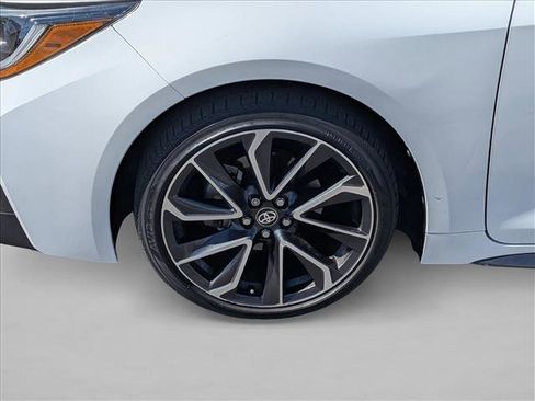 Used 2021 Toyota Corolla SE w/ SE Premium Package image 15