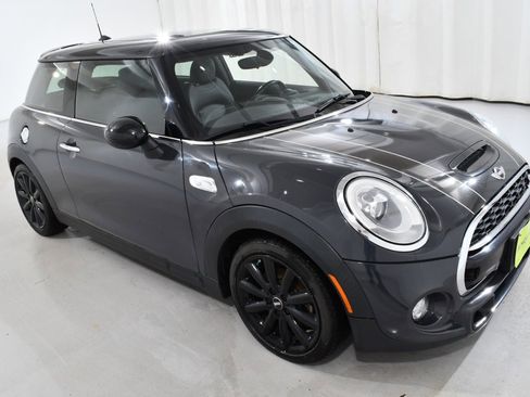 Used 2014 MINI Cooper S image 5
