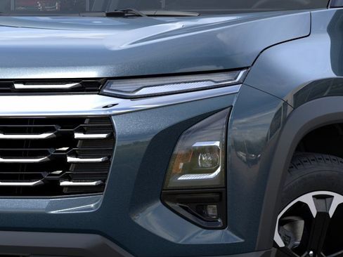 New 2027 Chevrolet Equinox LT FWD image 10