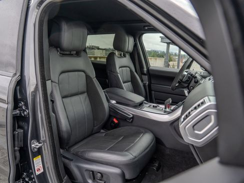 Used 2021 Land Rover Range Rover Sport HST AWD/4WD image 30