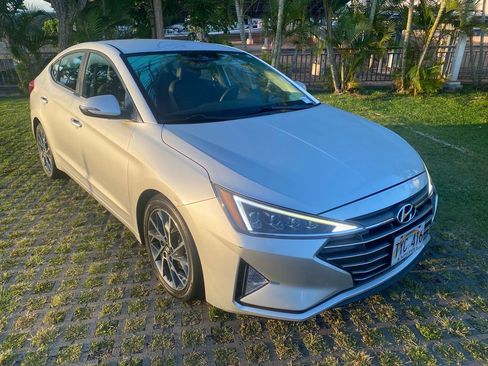 Used 2019 Hyundai Elantra Limited w/ Cargo Package FWD image 19