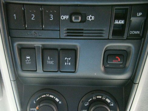 Certified 2023 Toyota 4Runner TRD Off-Road Premium w/ Moonroof Package AWD/4WD image 20