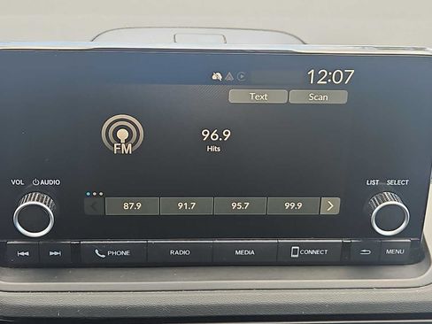 Used 2023 Honda Accord LX image 12