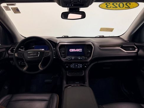 Used 2023 GMC Acadia AT4 w/ Technology Package AWD/4WD image 13