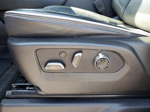 Used 2024 GMC Sierra 1500 AT4X image 70