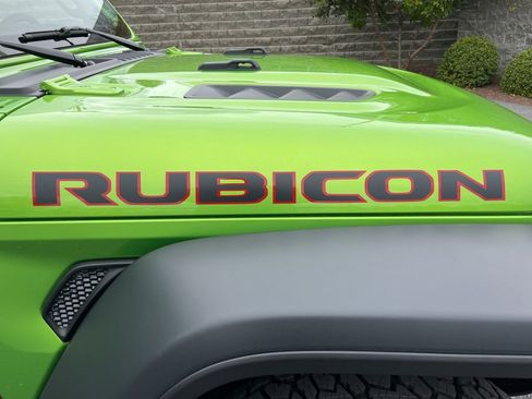 New 2025 Jeep Gladiator Rubicon w/ Convenience Group image 12