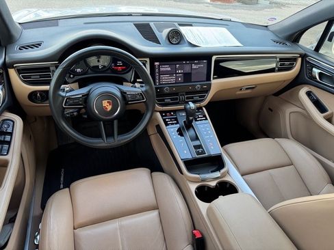 Used 2024 Porsche Macan S image 11