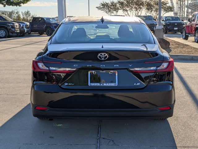 Used 2025 Toyota Camry LE FWD image 7