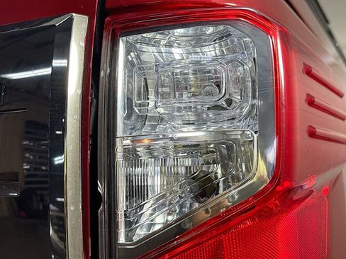 Used 2016 Nissan Titan Platinum Reserve image 30