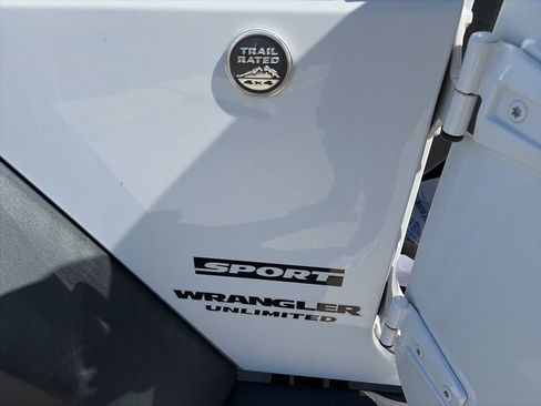 Used 2015 Jeep Wrangler Unlimited Sport w/ Quick Order Package 24S image 44