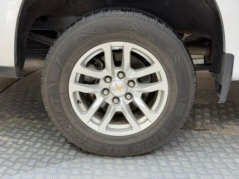 Used 2022 Chevrolet Silverado 1500 RST AWD/4WD image 10