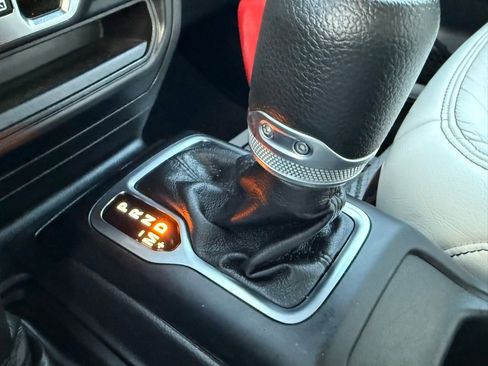 Used 2022 Jeep Wrangler Unlimited Sport image 23