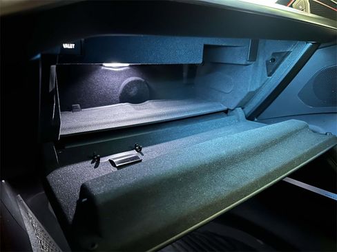 Used 2021 Audi S6 Premium Plus w/ S Sport Package image 28